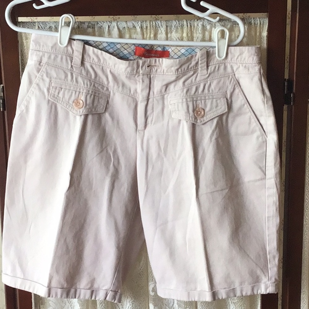 Anthropologie Cream Bermuda Shorts Classic Summer Style